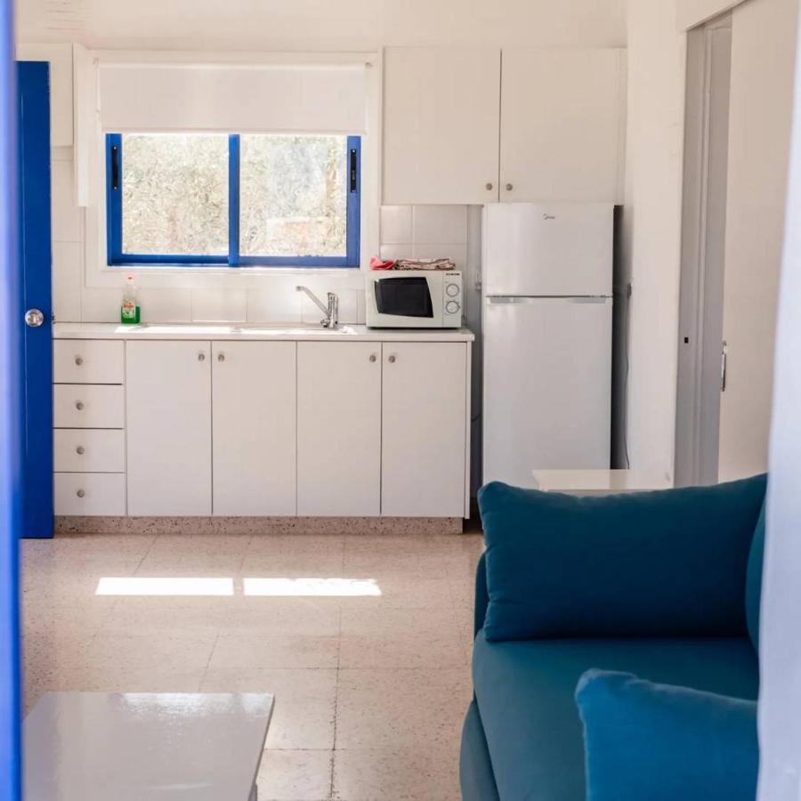 Flokkas Hotel Apartments Протарас Екстериор снимка