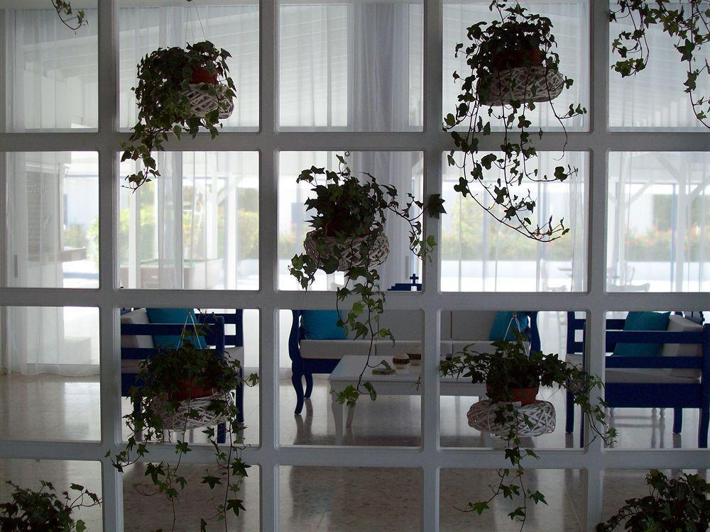 Flokkas Hotel Apartments Протарас Екстериор снимка